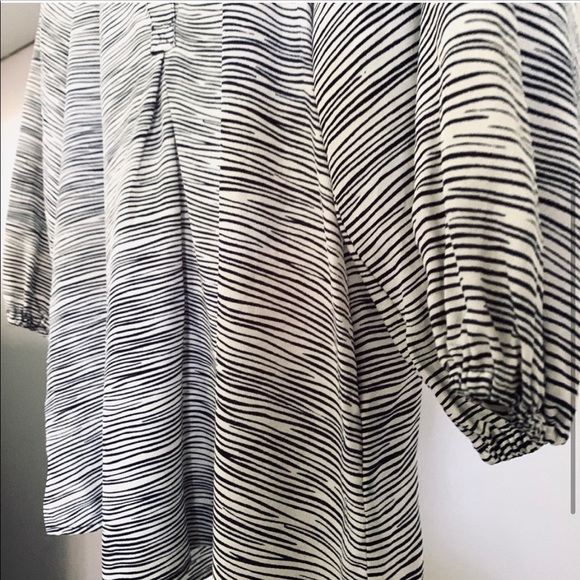 Joie 100% Silk Navy Striped Tunic Blouse - Picture 2 of 5